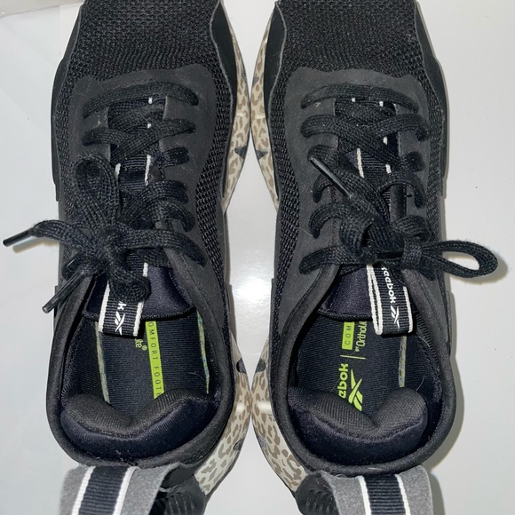 Reebok women’s zig dynamica sneakers - Picture 4 of 6